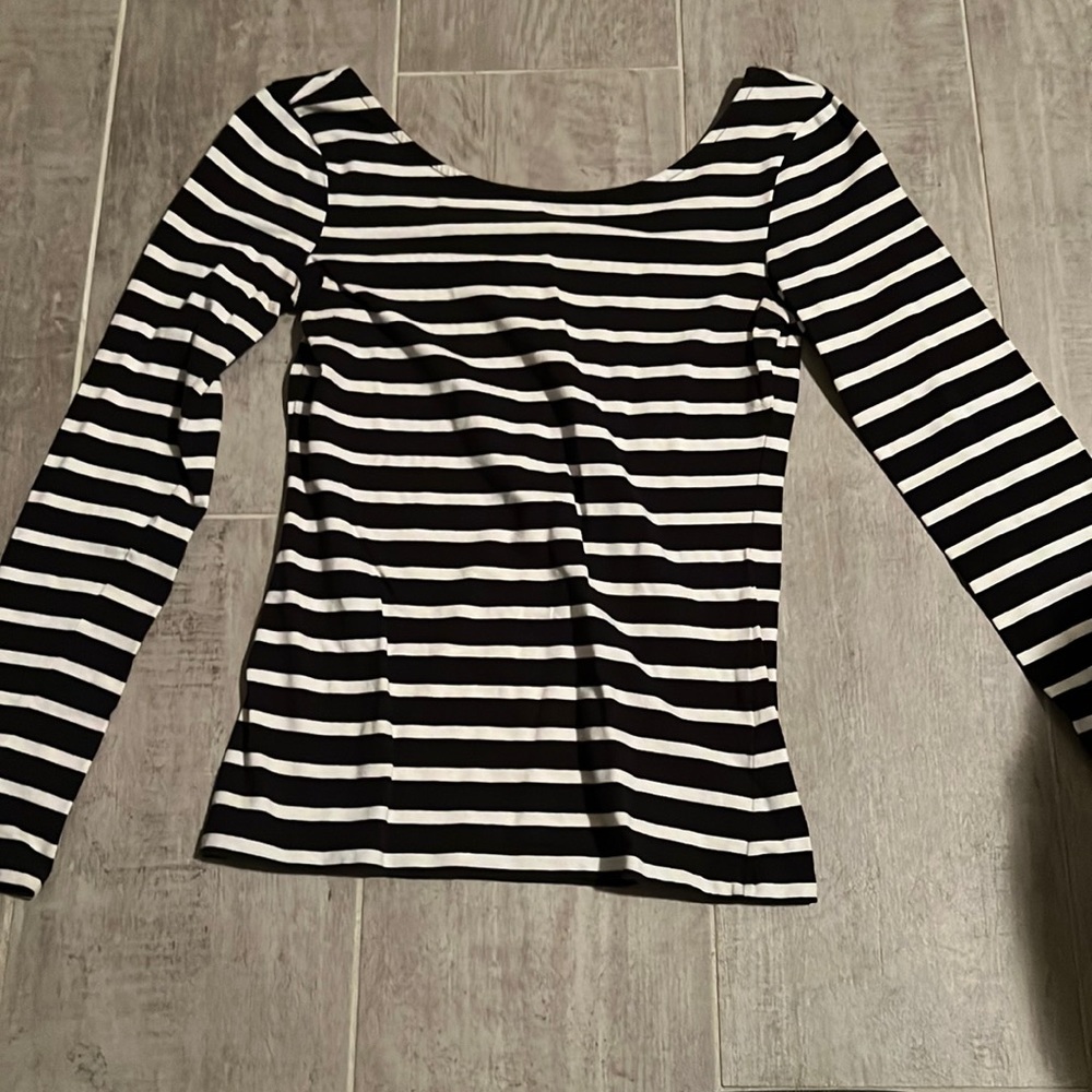 Fitted Long Sleeve
